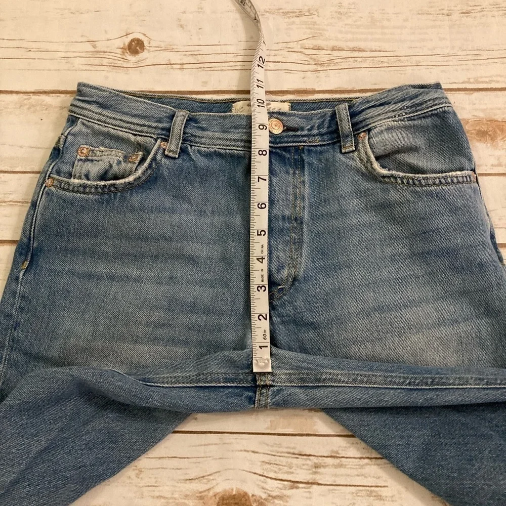 FREE PEOPLE Distressed Maggie Straight Jeans 26 Cropped Light Stone Fray Rip